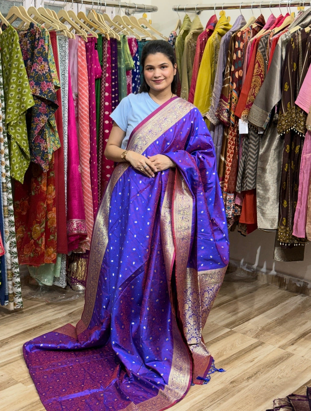 Sale Saree | with blouse | Woven Design| Silk