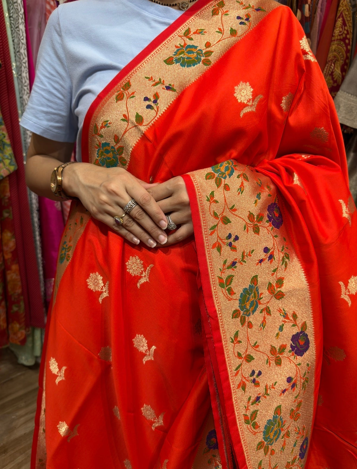 Sale Saree | with blouse| Woven motifs| Silk