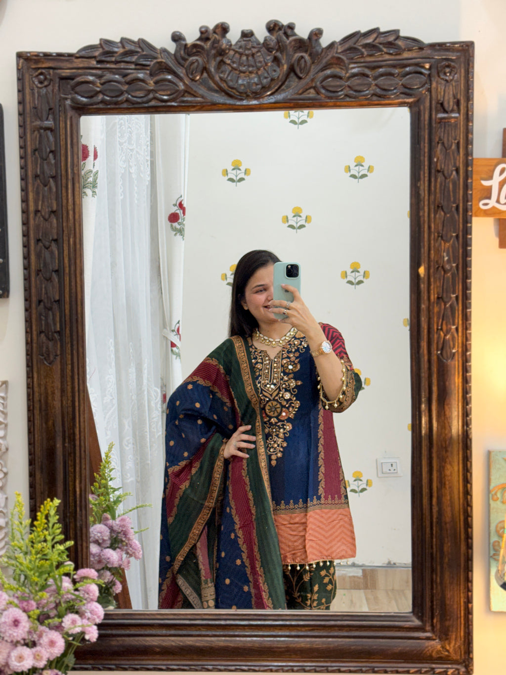 Beautiful Kurta Set with palzo pant and Duppata| Cotton lining| Hand embroidered| Muslin Fabric