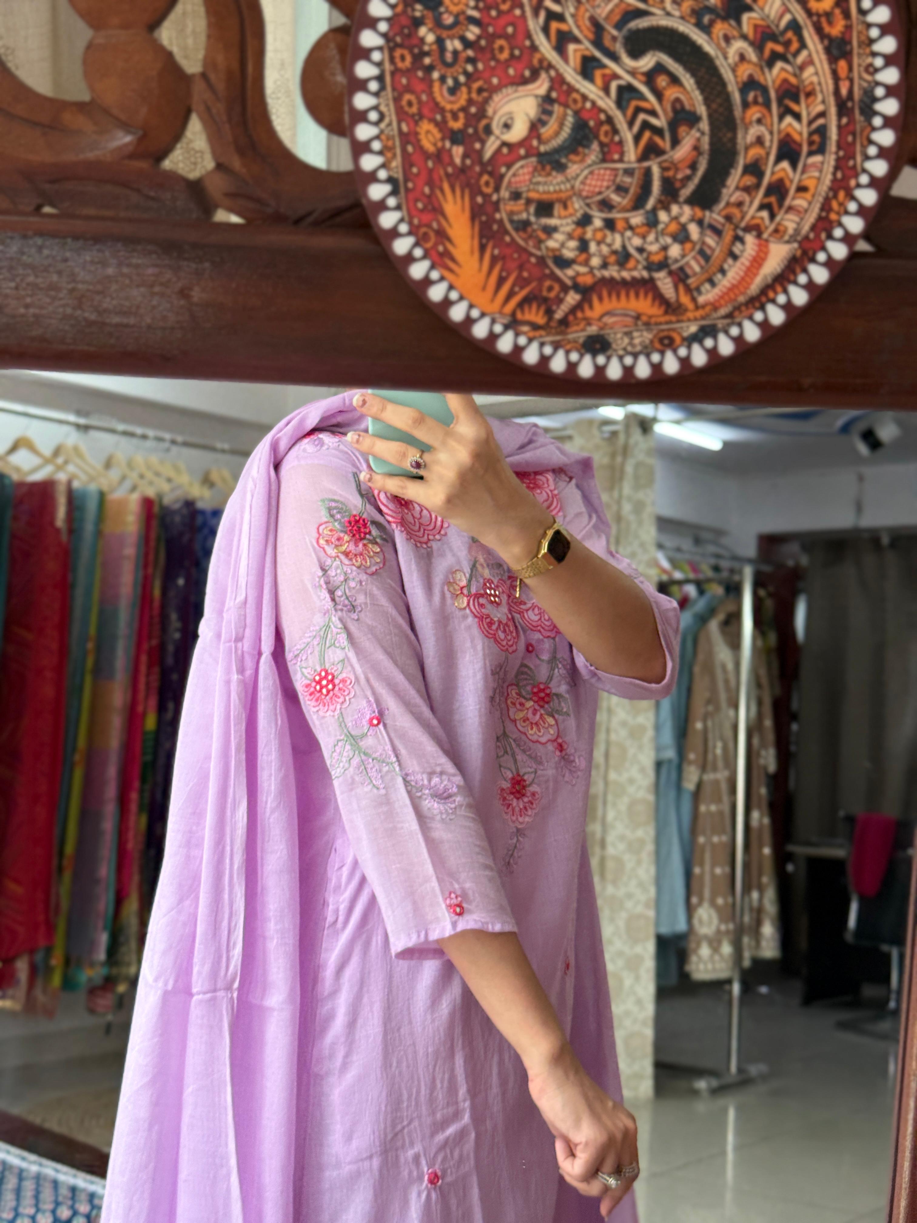 Kasak Mul Cotton Suit Set with Mul Cotton Lining & Embroidered Sleeves