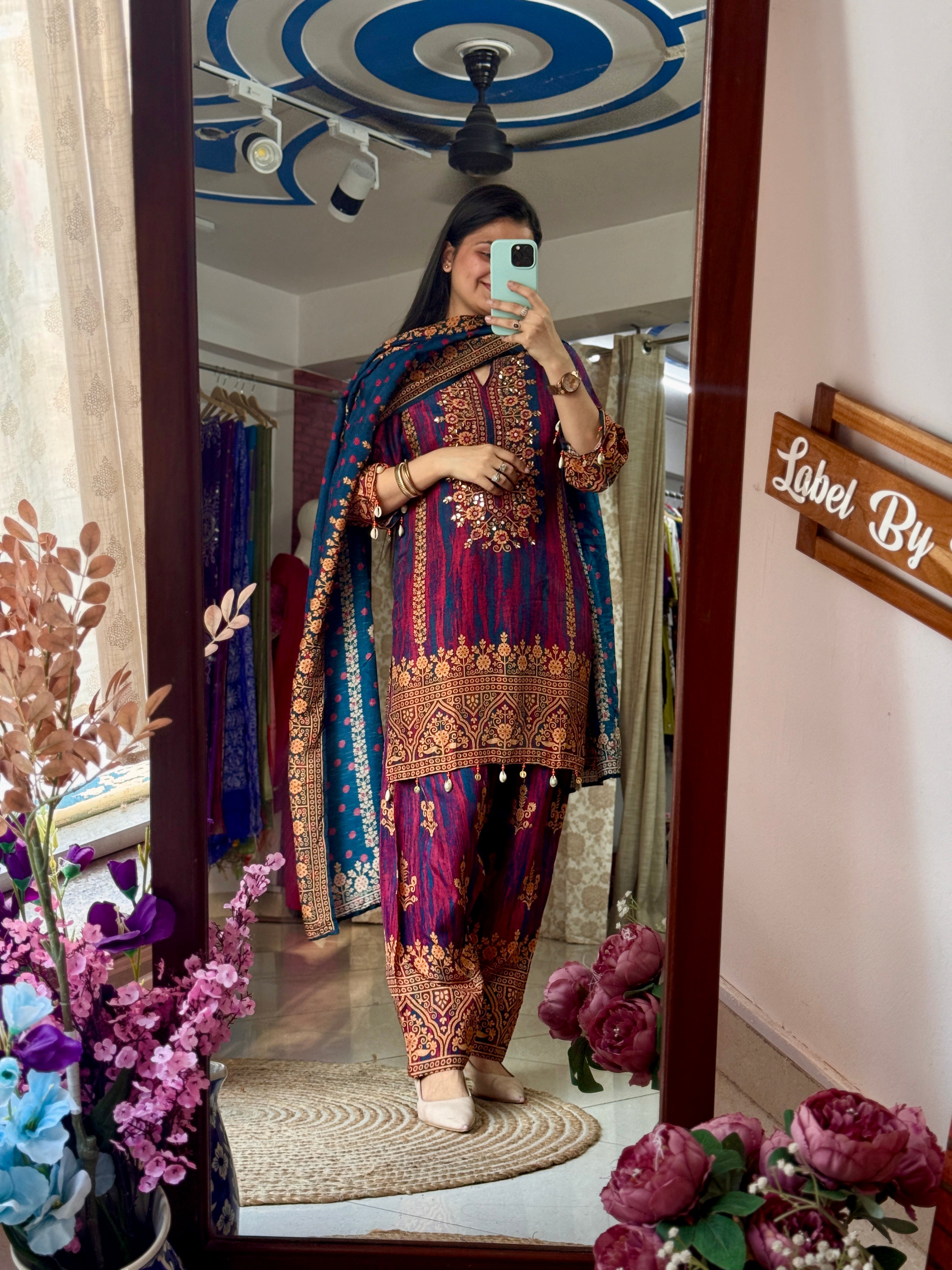 Dual tone Muslin Suit | Hand embroidered | Cotton lining| With Duppata|Farshi Salwar