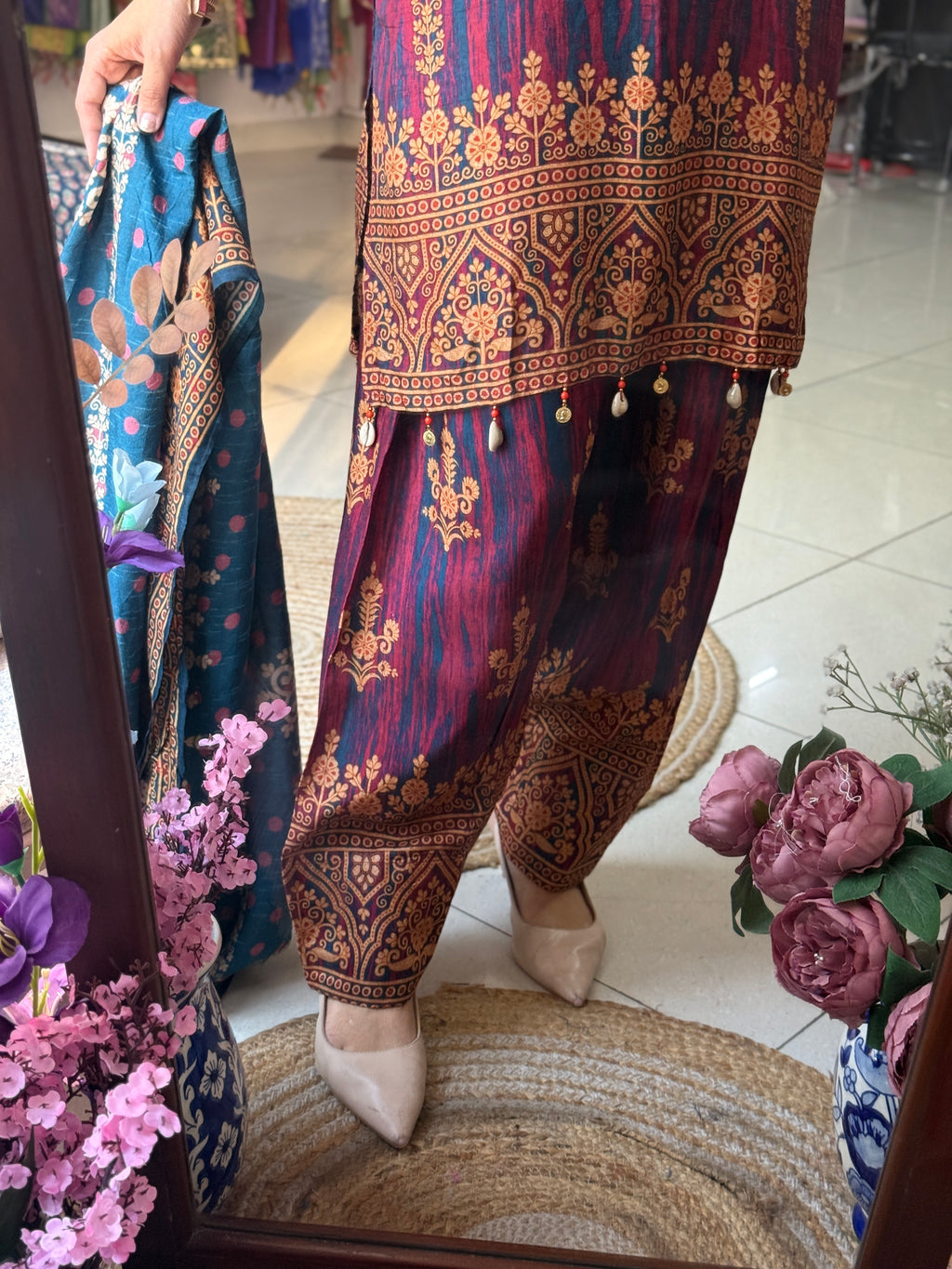Dual tone Muslin Suit | Hand embroidered | Cotton lining| With Duppata|Farshi Salwar