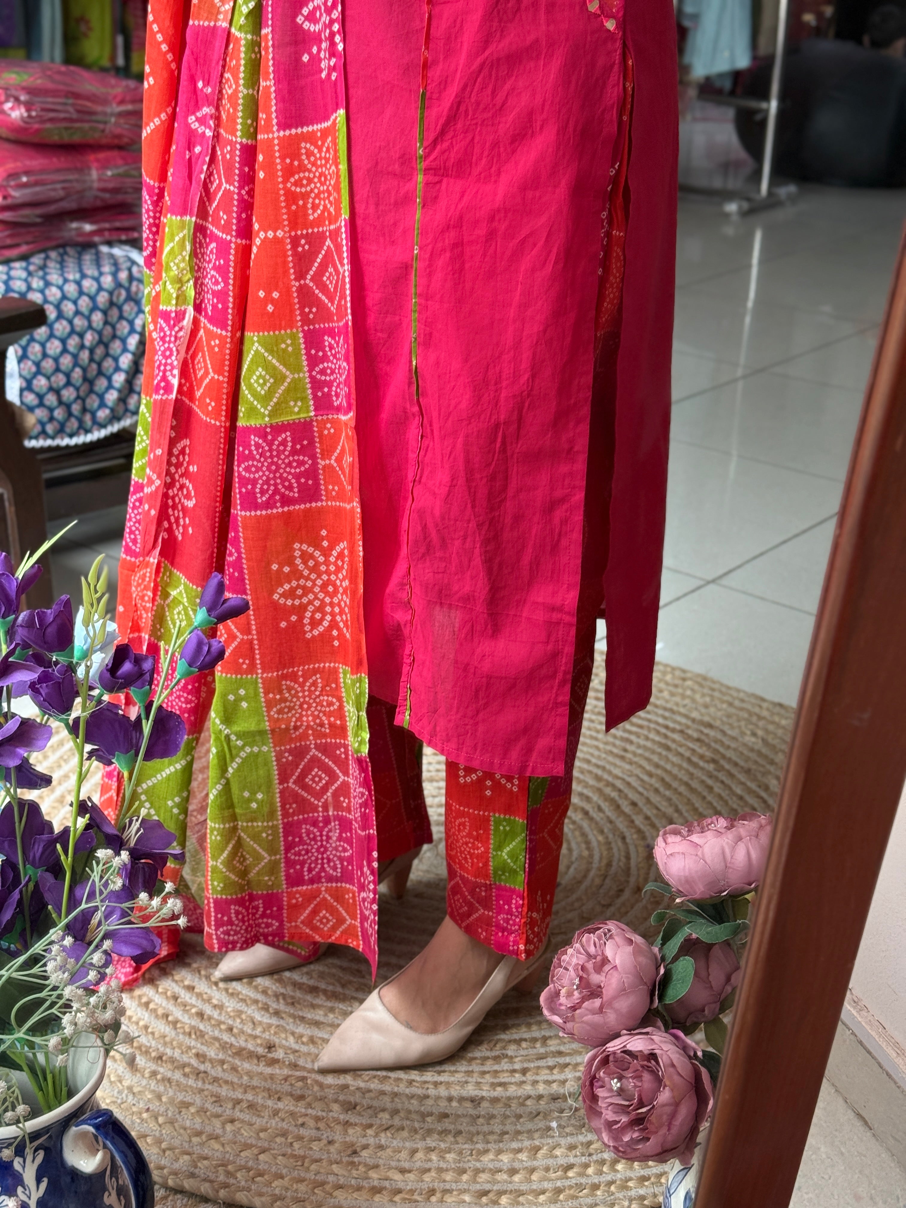 Pink Bandhej| Dual tone | Beautiful Suit Set | Cotton| With pocket in kurta & Bottom