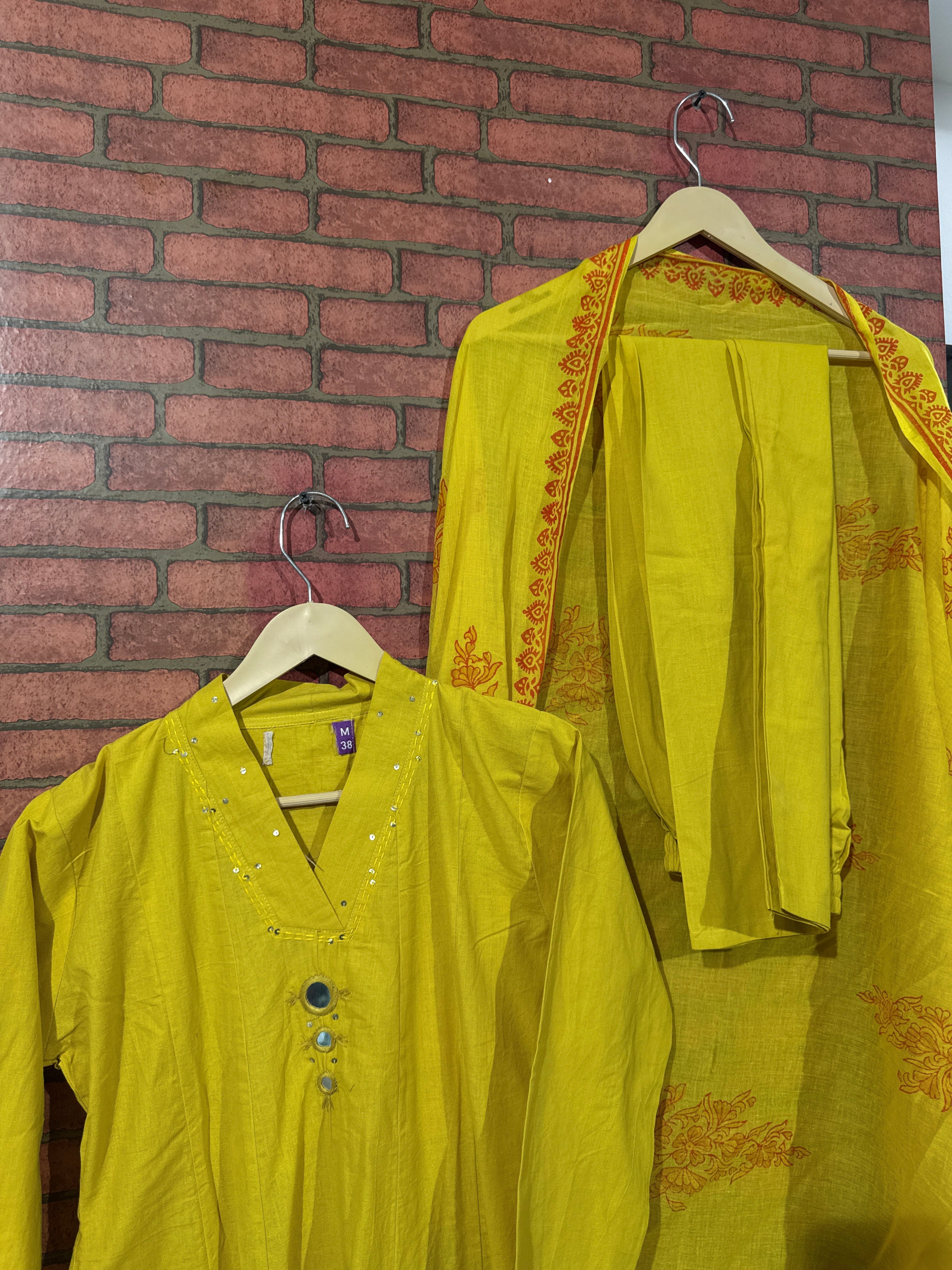 Yellow Suit Set | Cotton | With mirrorwork | cotton duppata