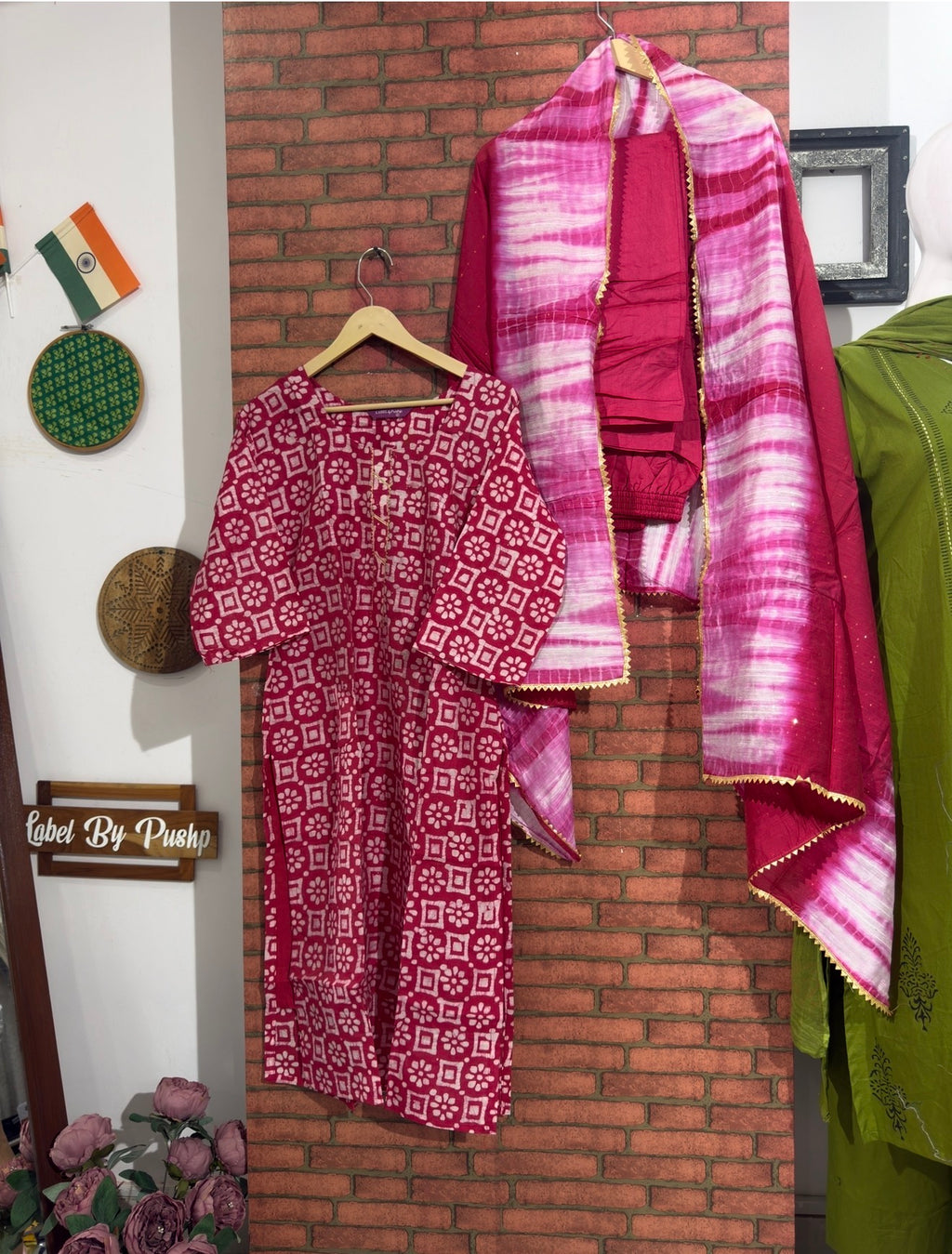 Pink Batik Set| With lining| dual tone Duppata | Silk Cotton