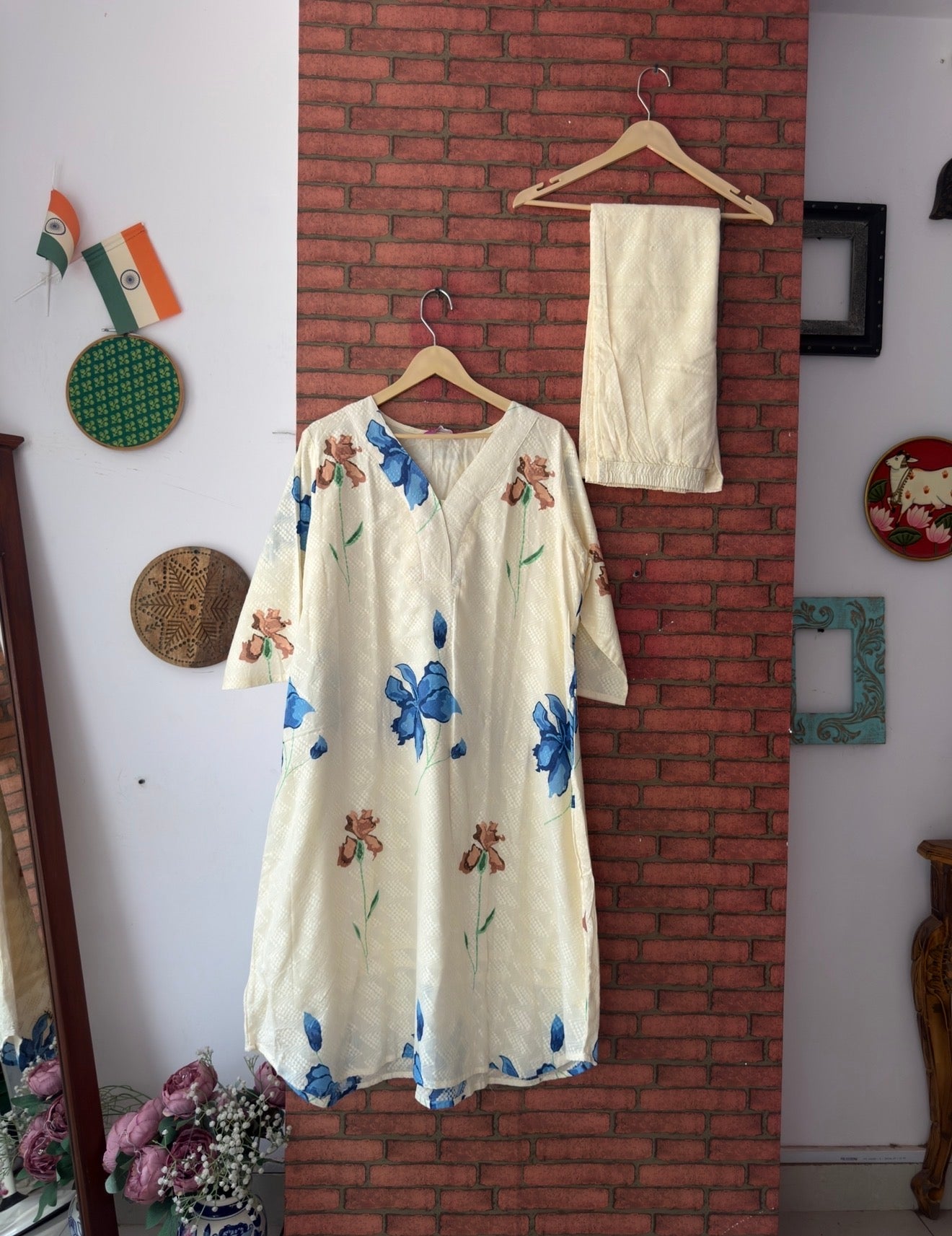 Suit |With lining| Embroidered| Silk