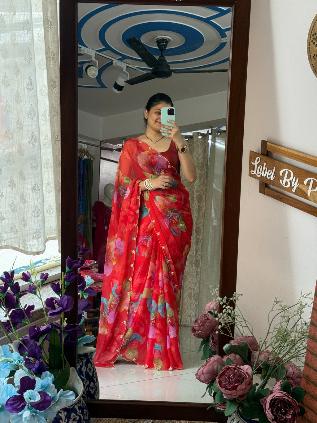 Red floral |Pure Georgette Digital Printed Saree| Handwork cutdana detailing| Without blouse