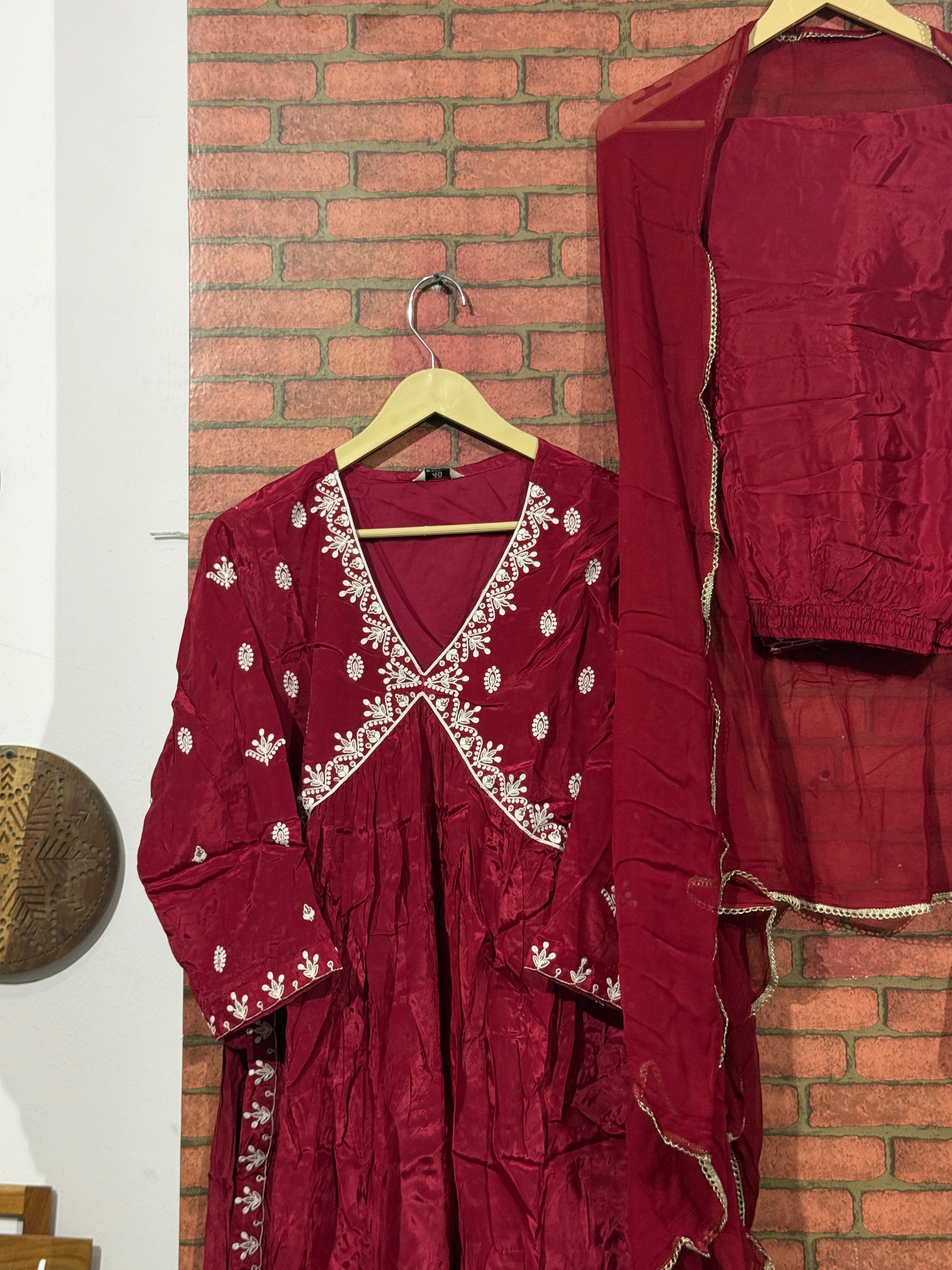 Marron Suit Set | Embroidered | Dola Silk| With lining