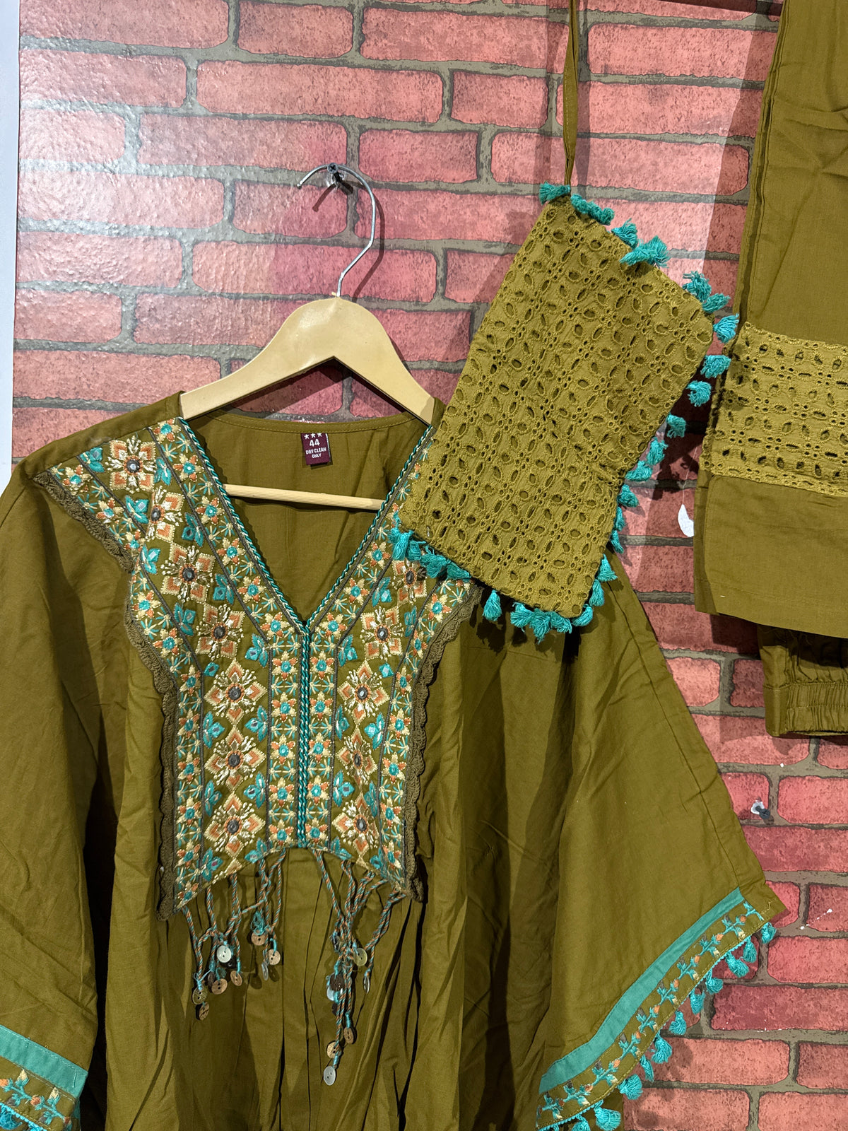 Green  kaftan Set | cotton  | With purse | Embroidered| Schiffli Work