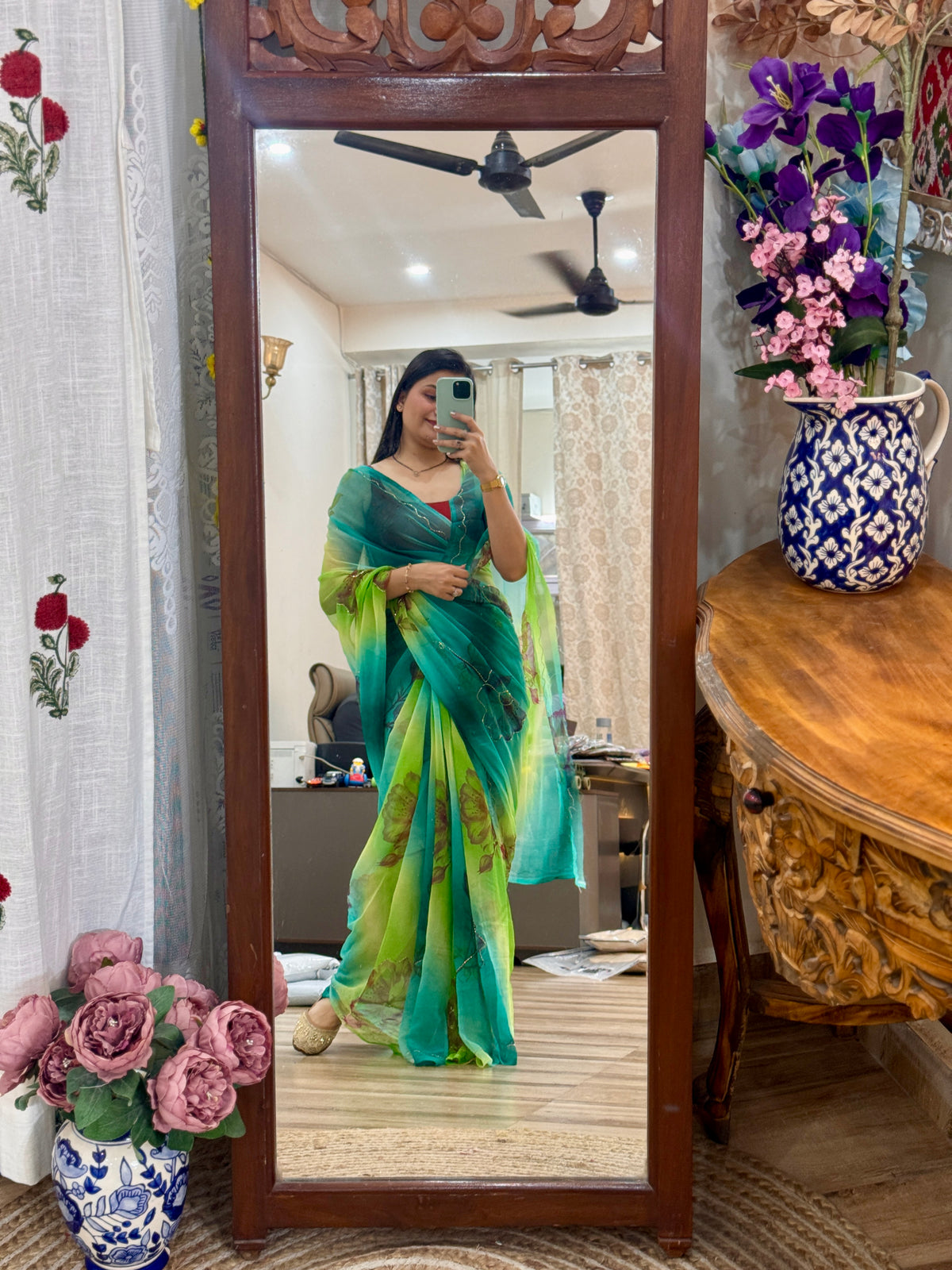 Dual tone |Pure Georgette Digital Printed Saree| Handwork cutdana detailing| Without blouse