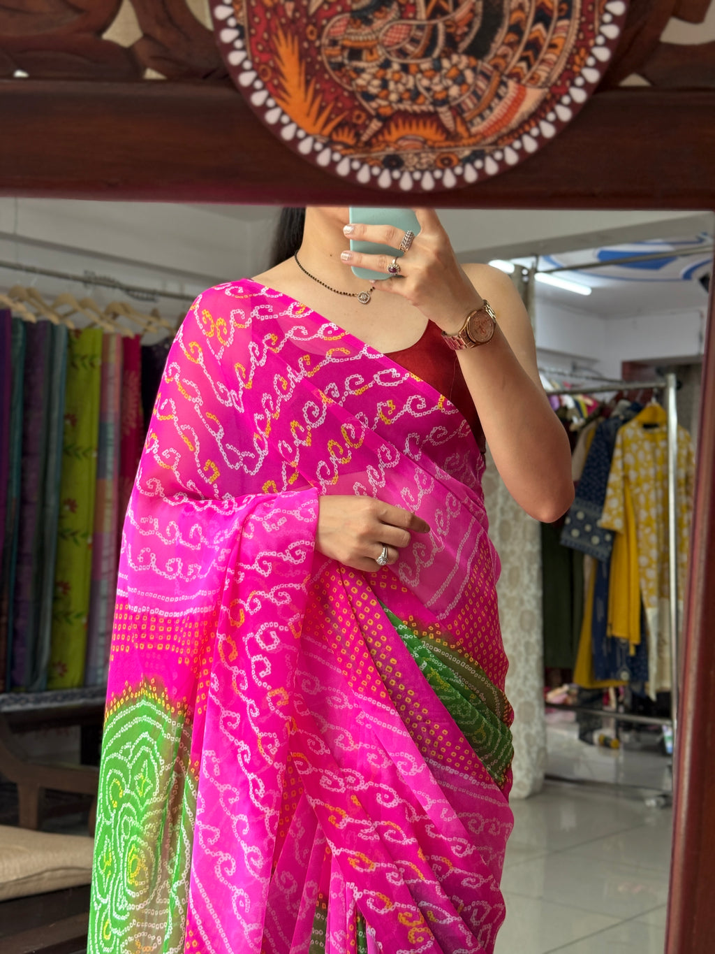 Dual tone bandhani thaal saree| without  blouse piece| Timeless bandhani charm| Pure Georgette