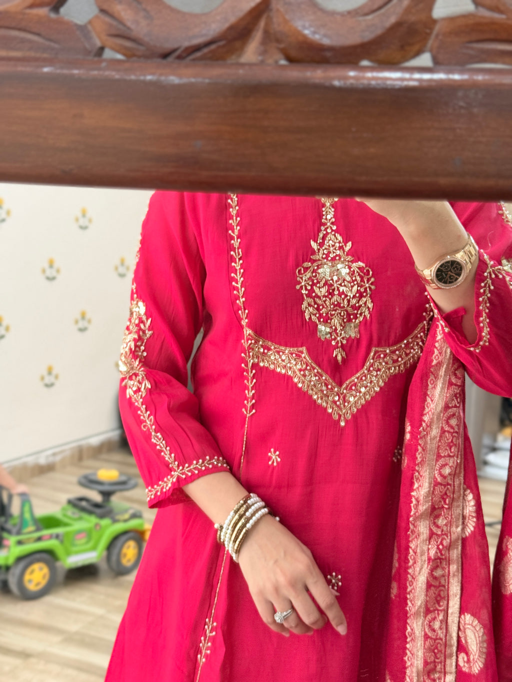 Karwachauth Special Crimson | Hand Embroidered| with lining| Banarsi Duppata| Mul Chanderi