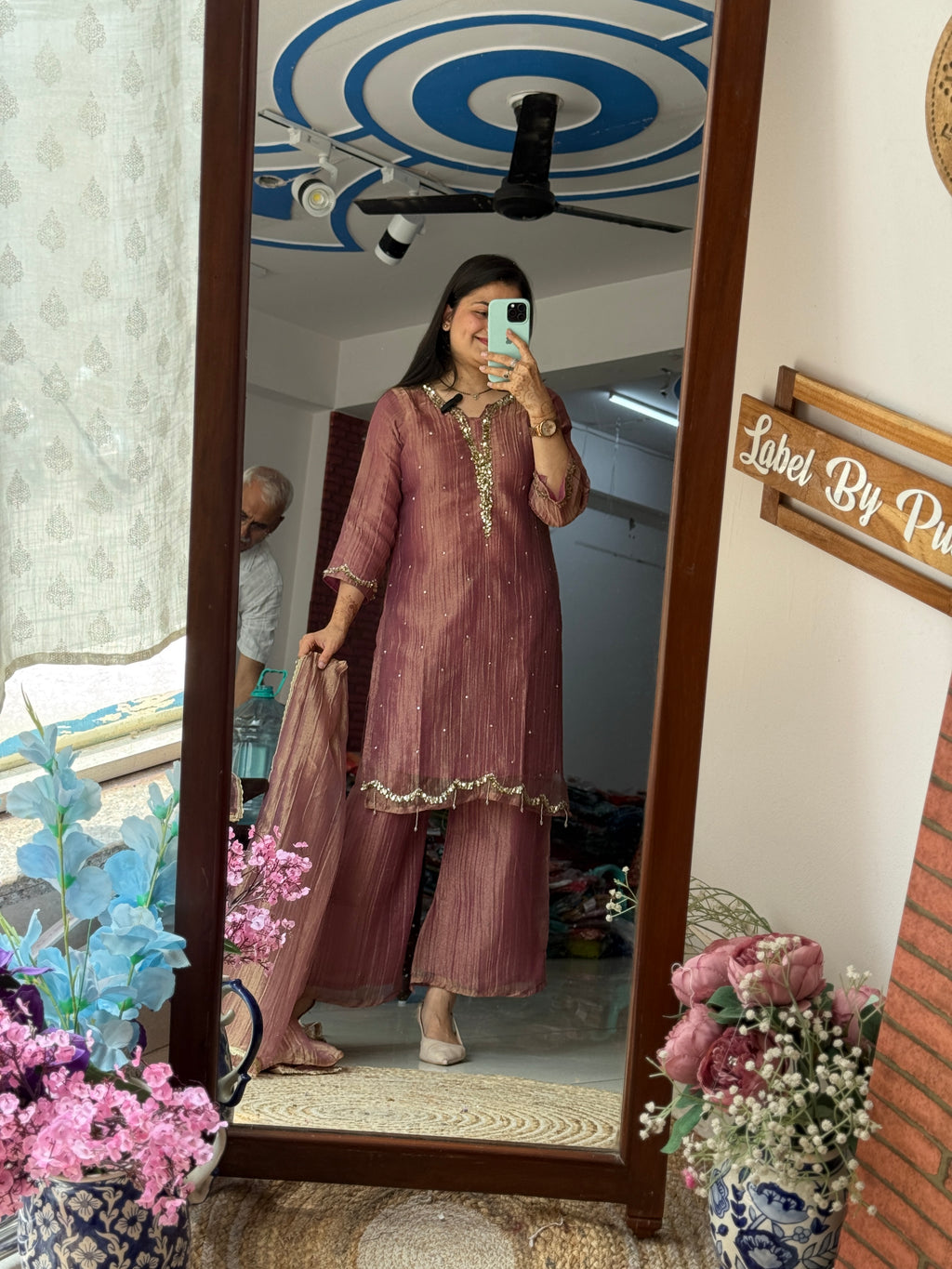 Minerva party wear Set| Crushed Tissue | lining in top + bottom | Hand Embroidered |Lacework Duppata