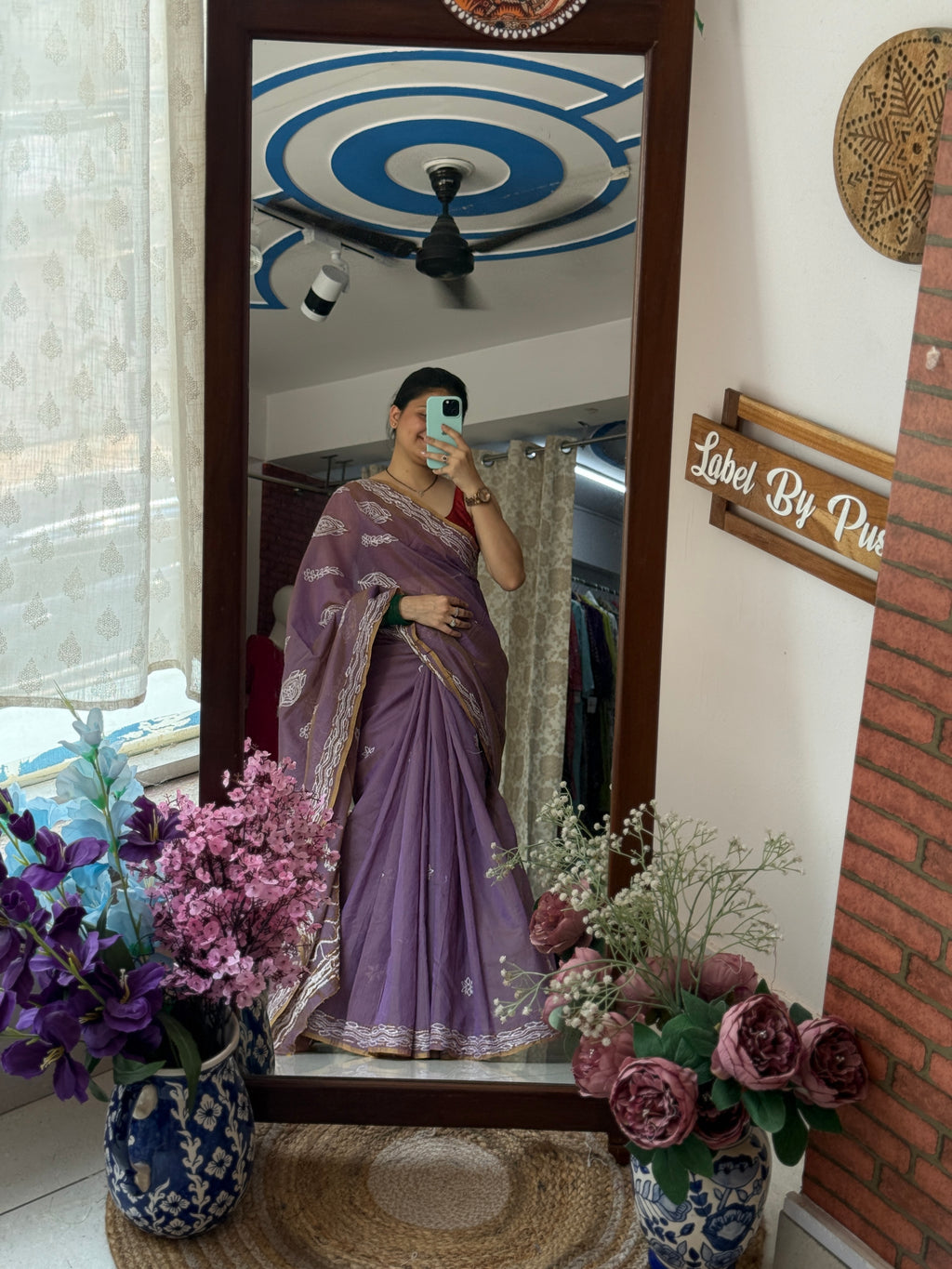 Dual tone Hand Embroidered Chikanakri Saree| Mul Chanderi Fabric| With embroidered blouse