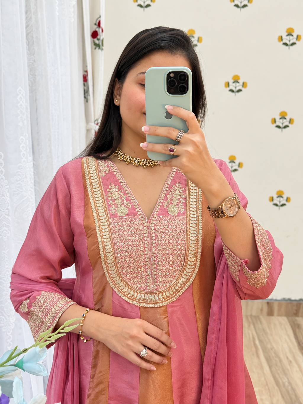 Dual tone tissue shimmer Partywear suit| with lining| Embroidery detailing| Chiffon Duppata