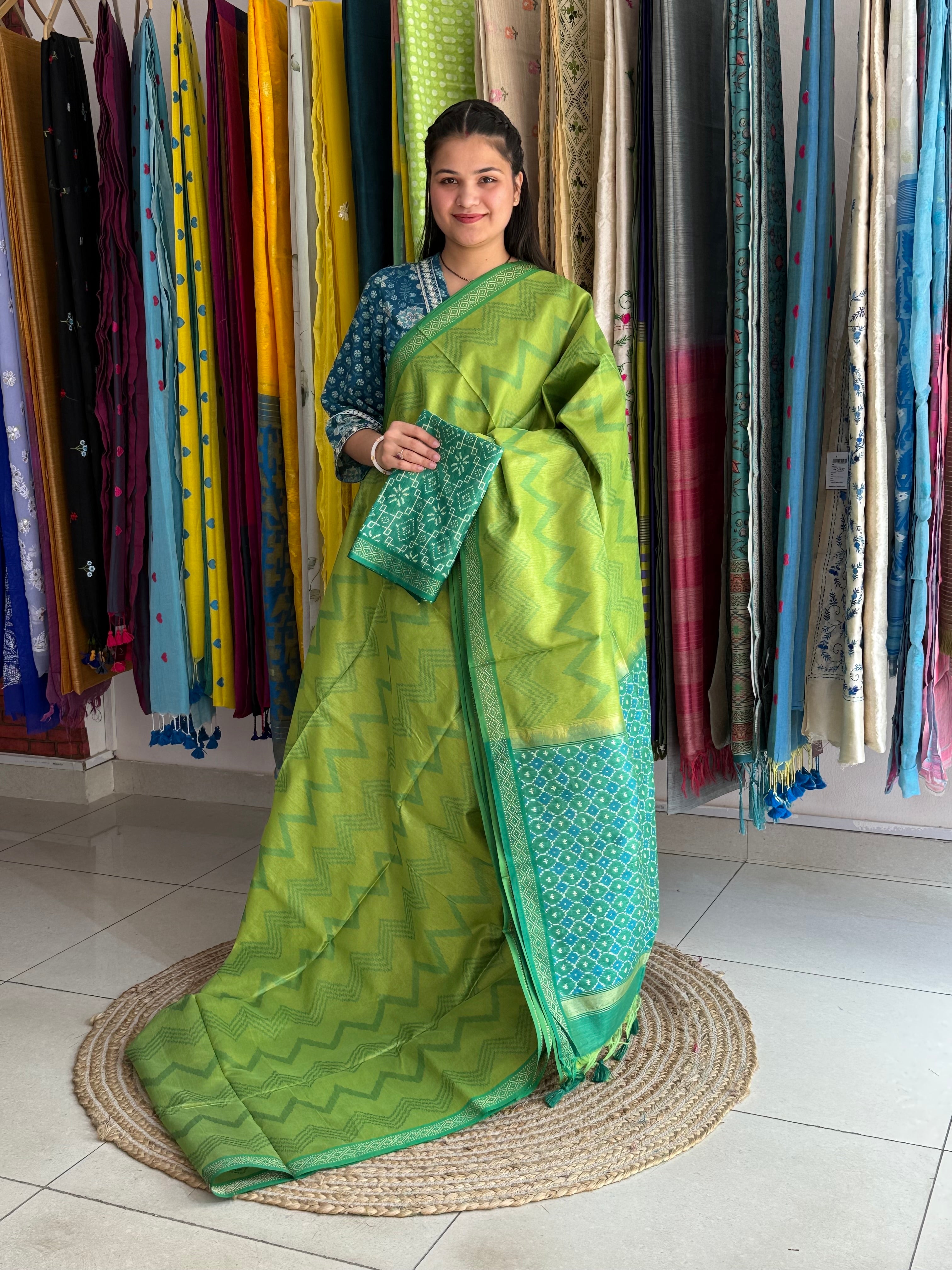 Woven Ikat Silk Saree |with blouse| Handloom creation