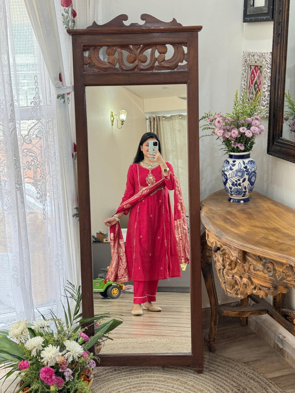 Karwachauth Special Crimson | Hand Embroidered| with lining| Banarsi Duppata| Mul Chanderi
