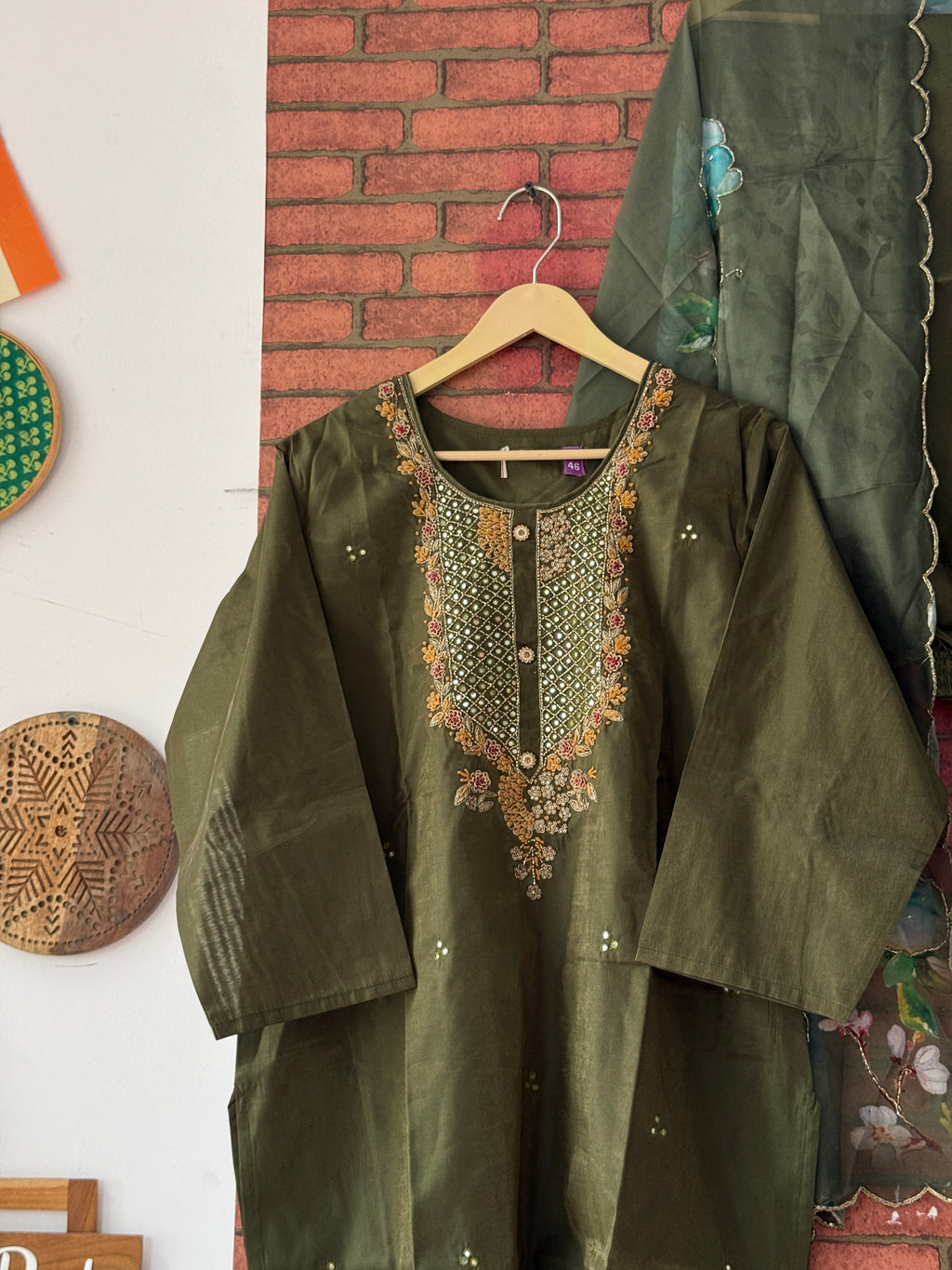 Green Hand Embroidered Suit |Cotton Silk | lining