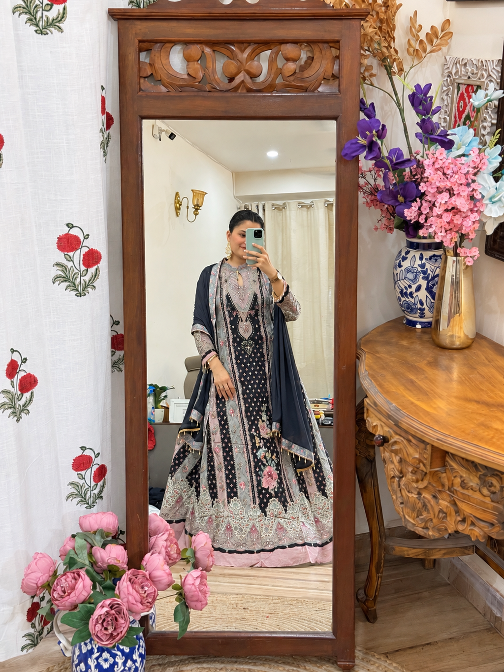 Pakistani Style Kurta set | Heavy mirror work| Chiffon Duppata| Pure Crepe