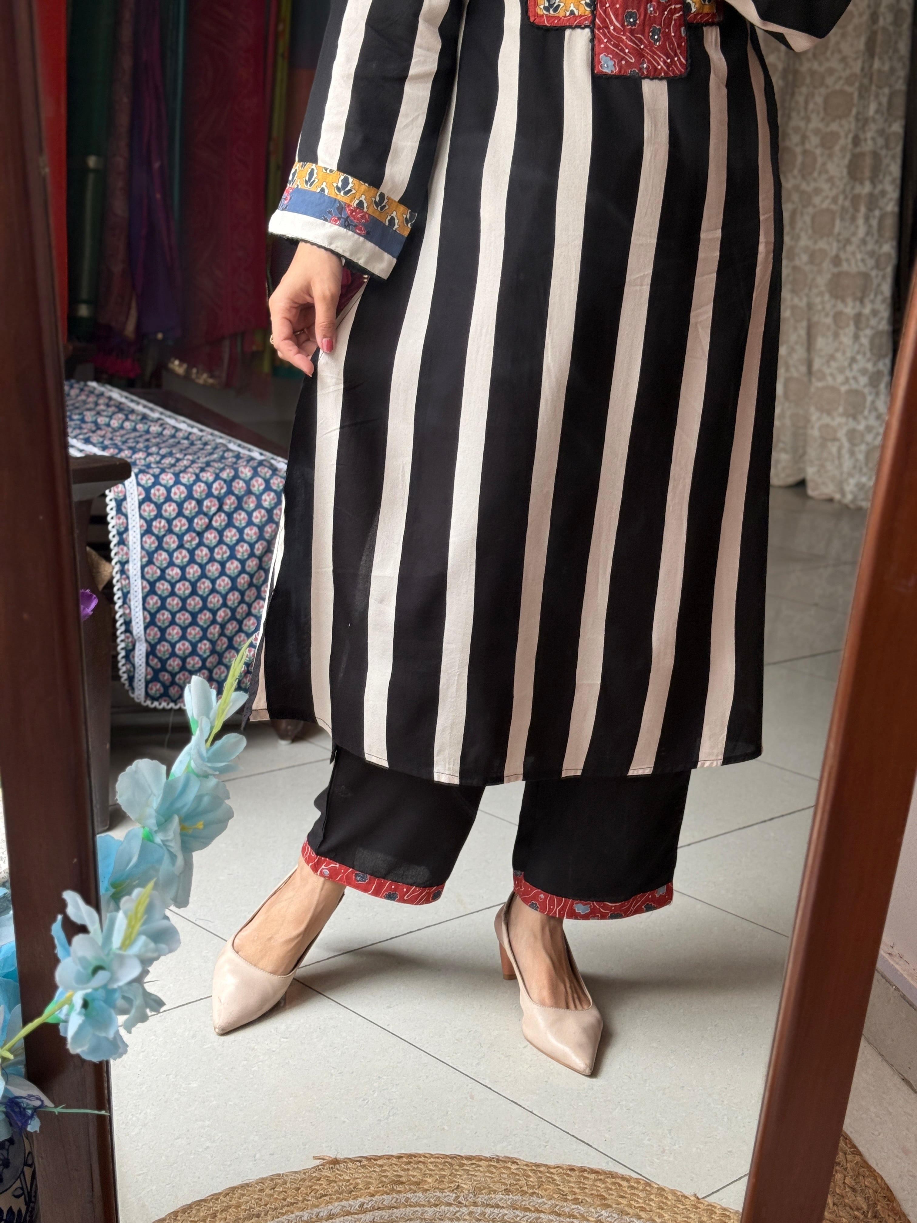 Blue Printed Kurta Pant Set for Women | Striped Ethnic Kurta Set