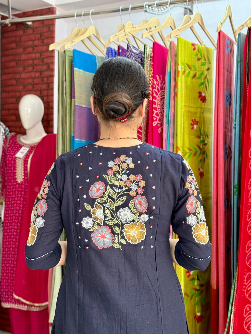Navy Blue Embroidered Kurta Set for Women | Ethnic Kurta Pant Set